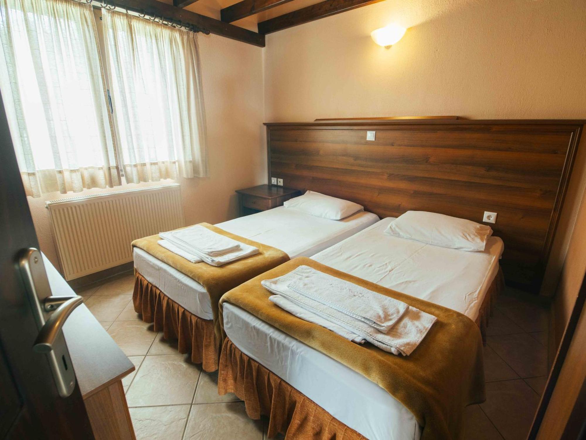 Karyon Apartments Kariófiton Zewnętrze zdjęcie