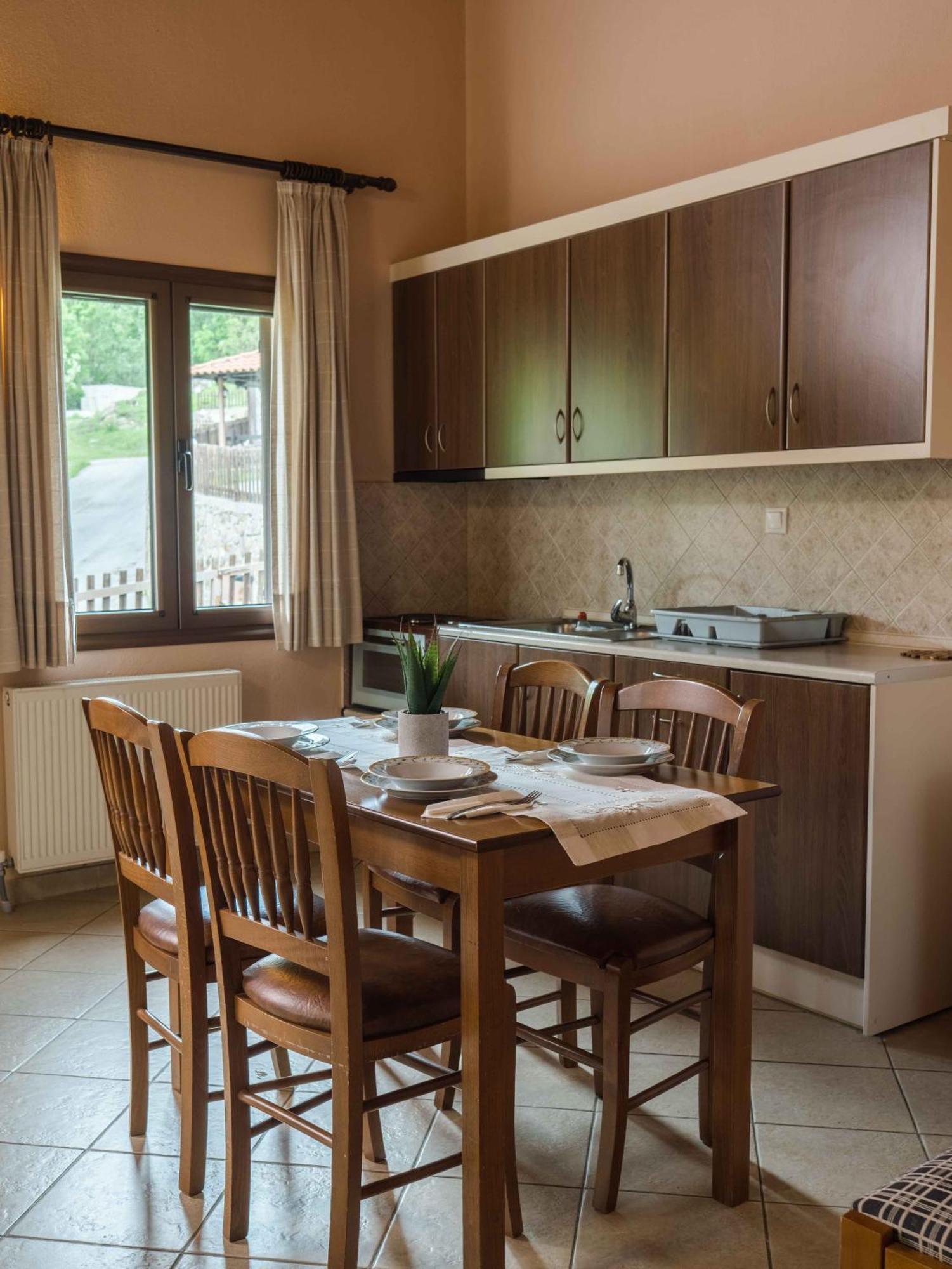 Karyon Apartments Kariófiton Zewnętrze zdjęcie