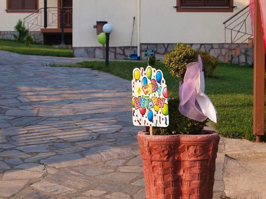 Karyon Apartments Kariófiton Zewnętrze zdjęcie