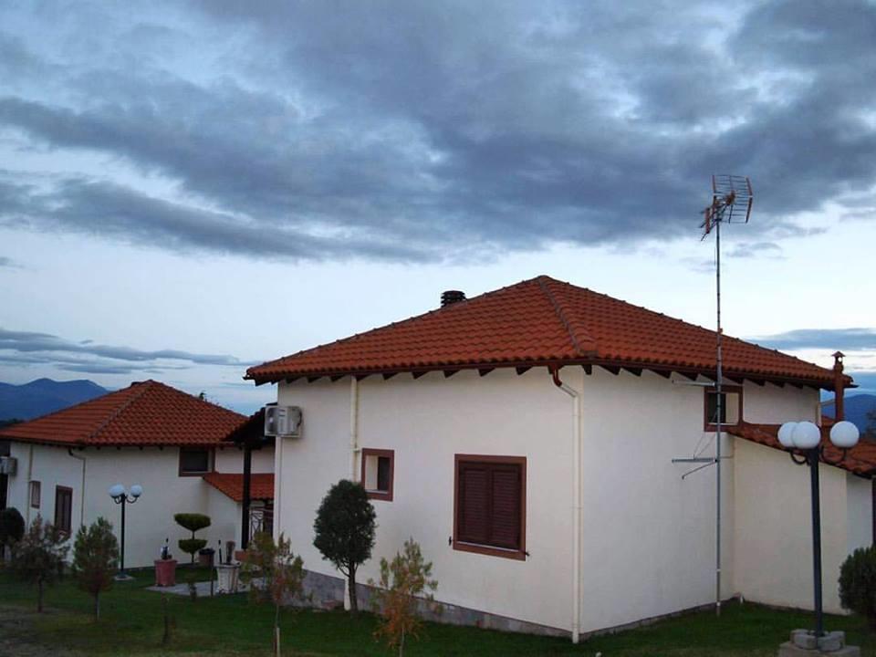 Karyon Apartments Kariófiton Zewnętrze zdjęcie